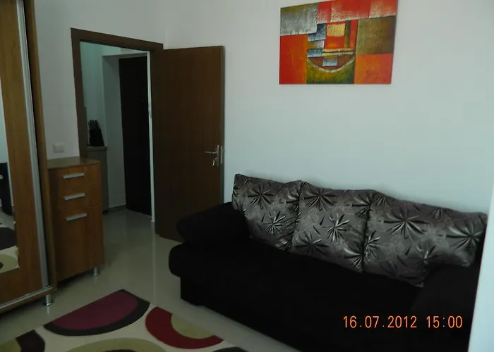 Apartmanhotel Studio Bonjour 4*