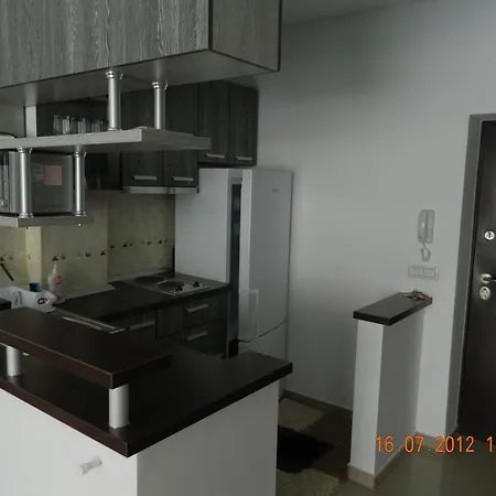 Apartahotel Studio Bonjour 4*